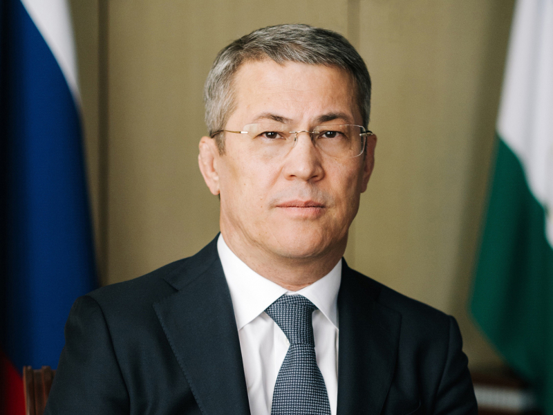 Ректор Академии поздравил Главу Республики Башкортостан с днём рождения